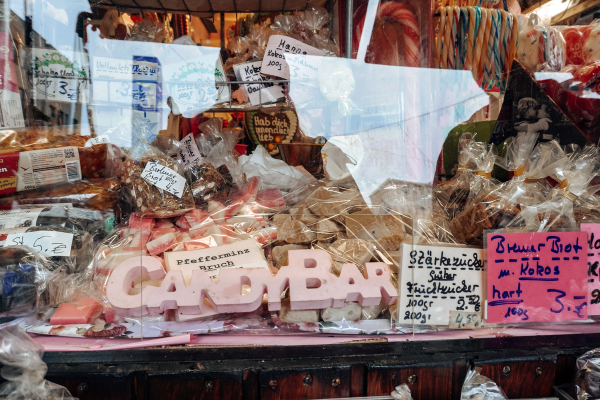 Bild 2 von Internationale Confiserie (Weihnachtsmarkt: Kennedyplatz Stand Nr. 134)